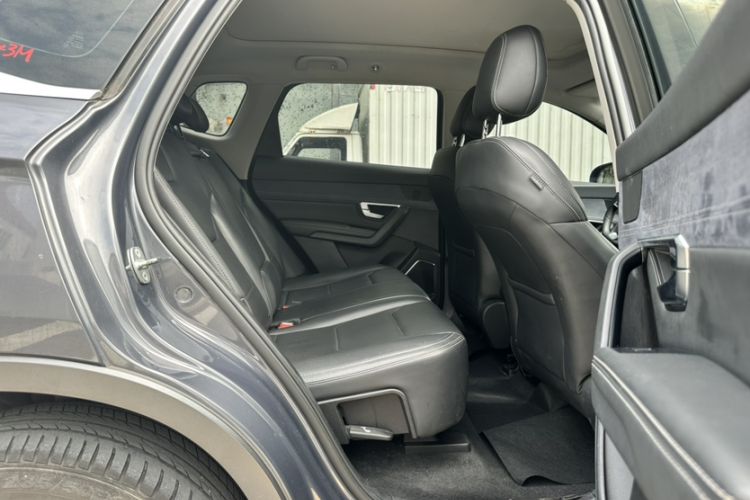 Used BYD Song Pro New Energy 2019 DM 1.5T Four-Wheel Drive Performance Edition Deluxe Model Interior 3