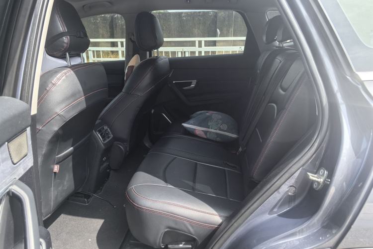 Used BYD Song Pro New Energy 2019 DM 1.5T Four-Wheel Drive Performance Edition Flagship Model Interior 3