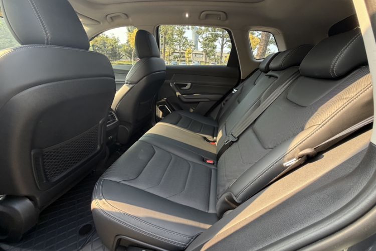 Used BYD Song Pro New Energy 2019 DM 1.5T Four-Wheel Drive Performance Edition Flagship Model Interior 3
