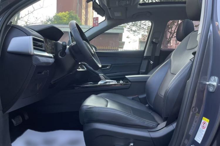 Used BYD Song Pro New Energy 2019 DM 1.5T Four-Wheel Drive Performance Edition Deluxe Model Interior 3