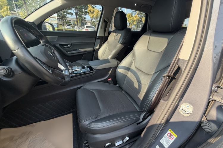 Used BYD Song Pro New Energy 2019 DM 1.5T Four-Wheel Drive Performance Edition Flagship Model Interior 4
