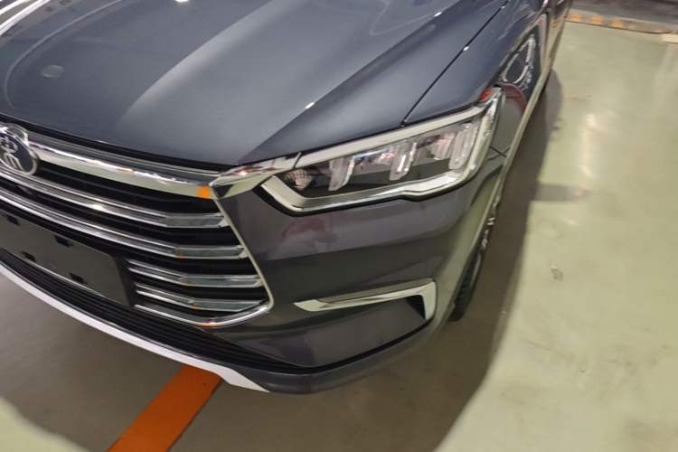 Used BYD Song Pro New Energy 2019 DM 1.5T Four-Wheel Drive Performance Edition Deluxe Model Left Front Headlight