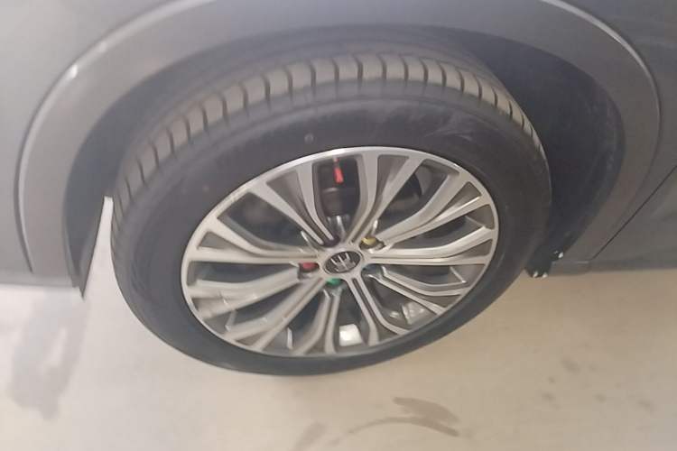 Used BYD Song Pro New Energy 2019 DM 1.5T Four-Wheel Drive Performance Edition Comfort Model Left Front Wheel Hub