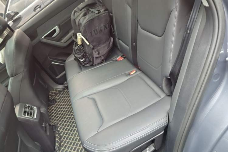 Used BYD Song Pro New Energy 2019 DM 1.5T Four-Wheel Drive Performance Edition Deluxe Model Left Rear Seat
