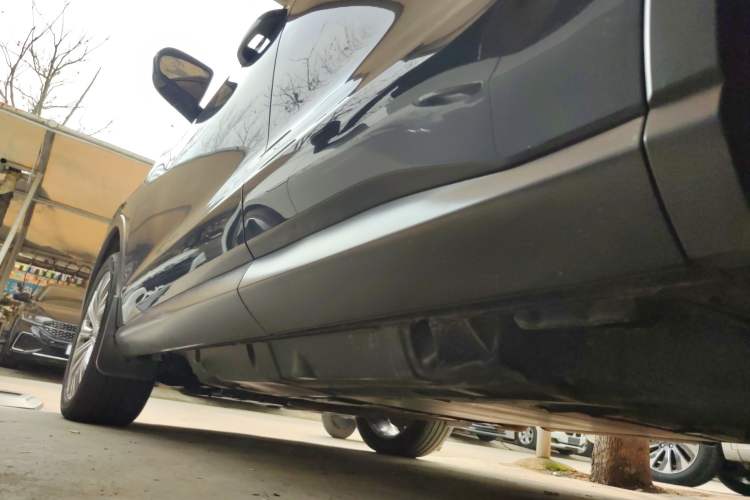 Used BYD Song Pro New Energy 2019 DM 1.5T Four-Wheel Drive Performance Edition Deluxe Model Left Side Sill