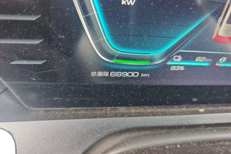 Used BYD Song Pro New Energy 2019 DM 1.5T Four-Wheel Drive Performance Edition Deluxe Model Odometer Close Up