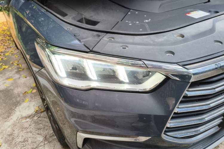 Used BYD Song Pro New Energy 2019 DM 1.5T Four-Wheel Drive Performance Edition Flagship Model Right Front Headlight