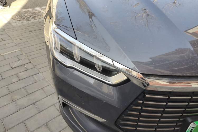 Used BYD Song Pro New Energy 2019 EV High-Power Long-Range Flagship Model Right Front Headlight