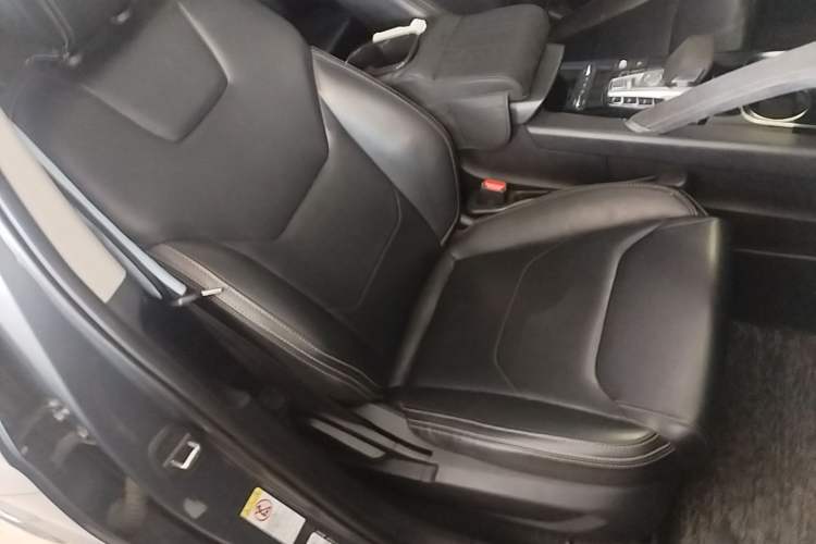 Used BYD Song Pro New Energy 2019 DM 1.5T Four-Wheel Drive Performance Edition Comfort Model Right Front Seat