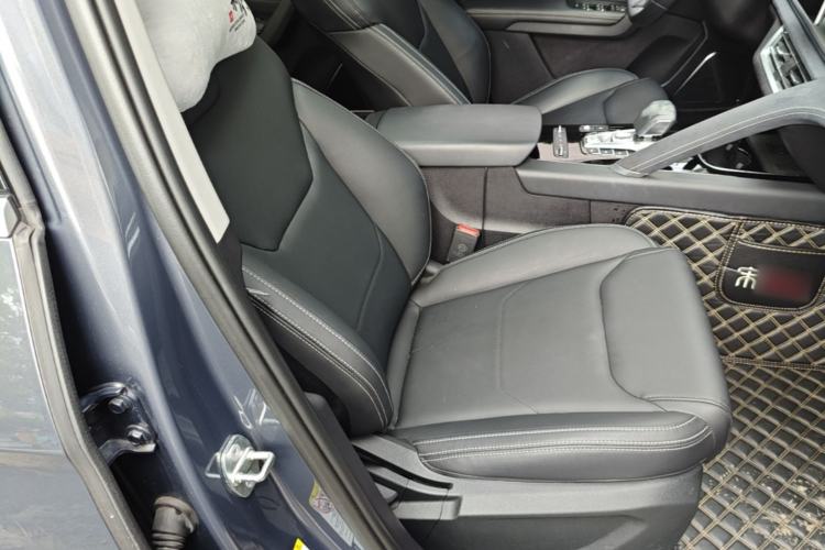 Used BYD Song Pro New Energy 2019 DM 1.5T Four-Wheel Drive Performance Edition Deluxe Model Right Front Seat