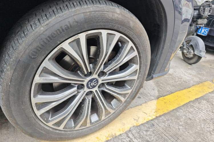 Used BYD Song Pro New Energy 2019 DM 1.5T Four-Wheel Drive Performance Edition Deluxe Model Right Front Wheel Hub