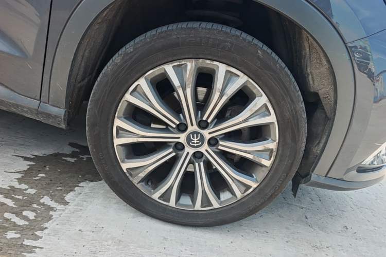 Used BYD Song Pro New Energy 2019 DM 1.5T Four-Wheel Drive Performance Edition Flagship Model Right Front Wheel Hub