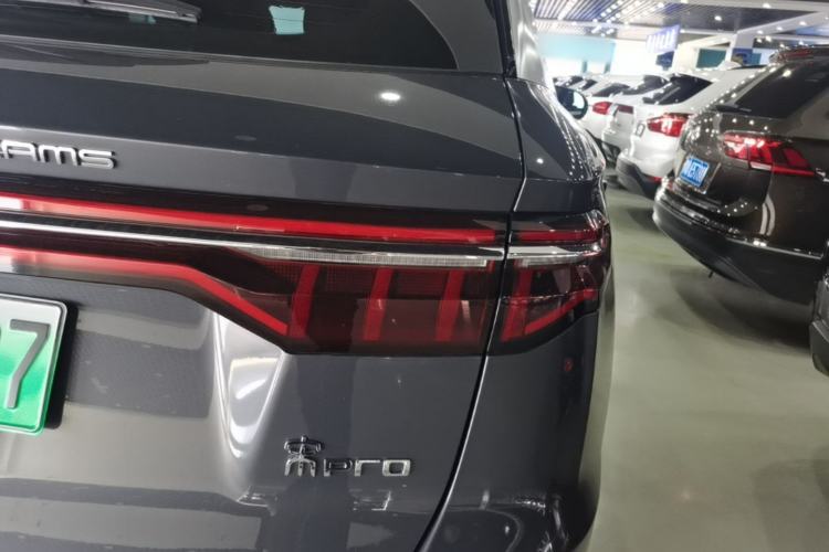 Used BYD Song Pro New Energy 2019 DM 1.5T Four-Wheel Drive Performance Edition Flagship Model Right Rear Taillight