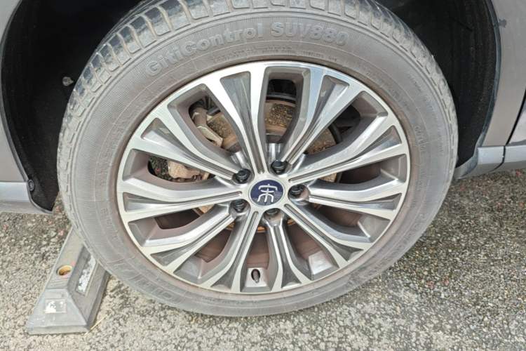 Used BYD Song Pro New Energy 2019 DM 1.5T Four-Wheel Drive Performance Edition Deluxe Model Right Rear Wheel Hub
