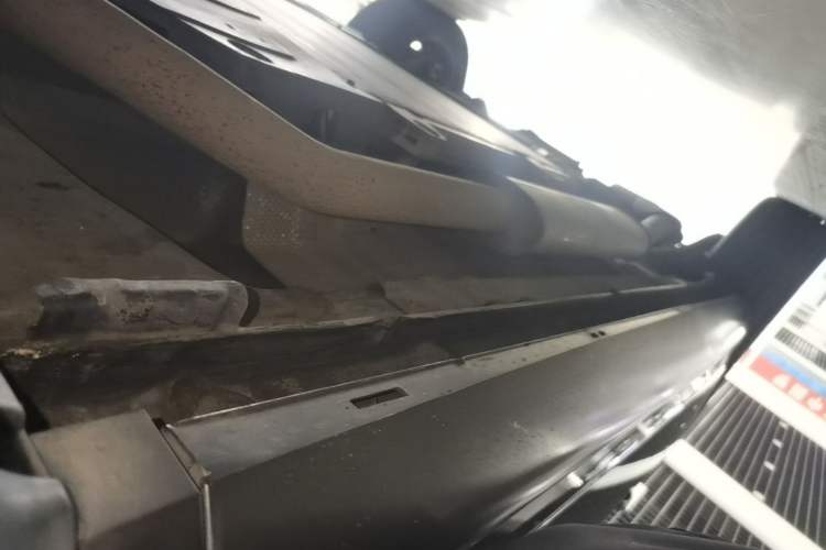Used BYD Song Pro New Energy 2019 DM 1.5T Four-Wheel Drive Performance Edition Flagship Model Right Side Sill