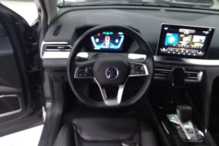 Used BYD Song Pro New Energy 2019 EV High-Power Luxury Model Steering Wheel