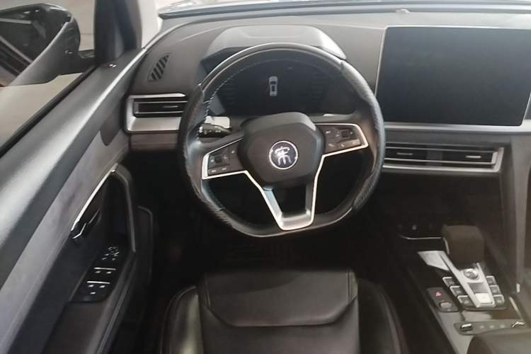 Used BYD Song Pro New Energy 2019 DM 1.5T Four-Wheel Drive Performance Edition Comfort Model Steering Wheel