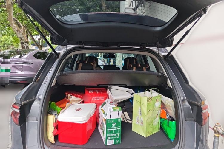 Used BYD Song Pro New Energy 2019 DM 1.5T Four-Wheel Drive Performance Edition Deluxe Model Trunk
