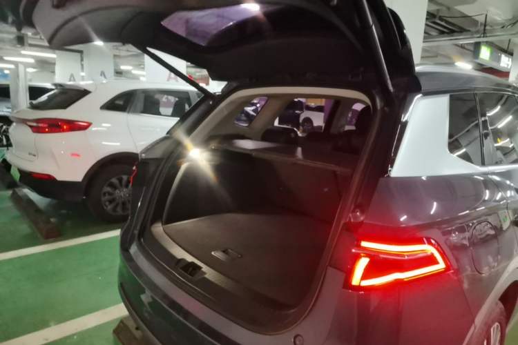 Used BYD Song Pro New Energy 2019 EV High-Power Long-Range Flagship Model Trunk
