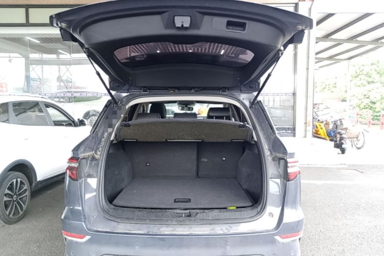 Used BYD Song Pro New Energy 2019 DM 1.5T Four-Wheel Drive Performance Edition Deluxe Model Trunk