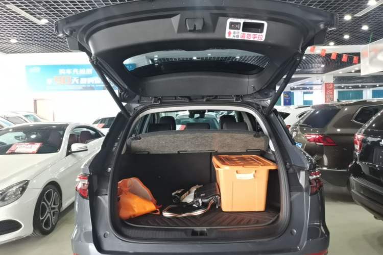 Used BYD Song Pro New Energy 2019 DM 1.5T Four-Wheel Drive Performance Edition Flagship Model Trunk