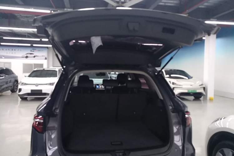 Used BYD Song Pro New Energy 2019 EV High-Power Luxury Model Trunk