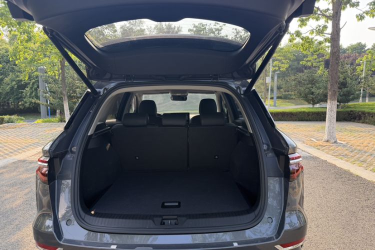 Used BYD Song Pro New Energy 2019 DM 1.5T Four-Wheel Drive Performance Edition Flagship Model Trunk
