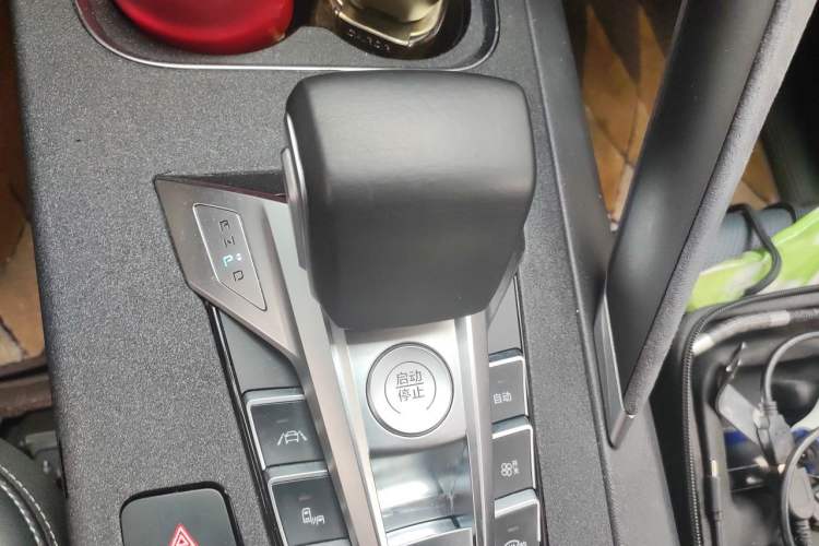 Used BYD Song Pro New Energy 2019 DM 1.5T Four-Wheel Drive Performance Edition Flagship Model Gear Lever