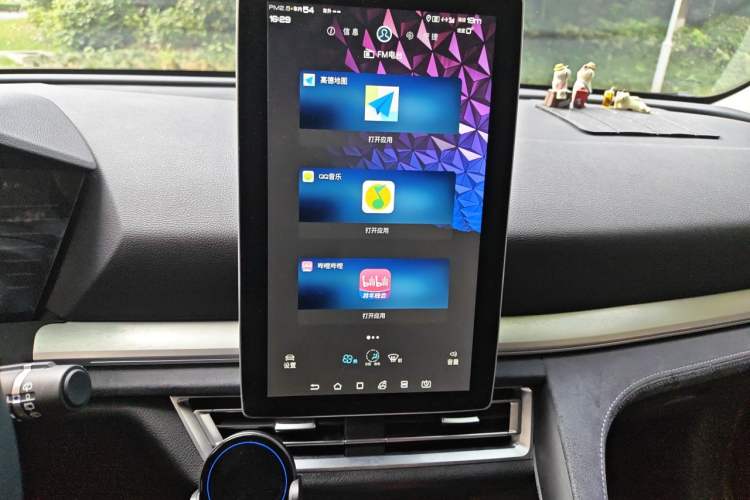 Used BYD Song Pro New Energy 2019 EV High-Power Long-Range Flagship Model Audio And AC Panel