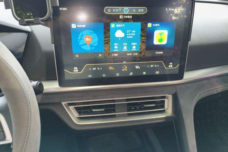 Used BYD Song Pro New Energy 2019 DM 1.5T Four-Wheel Drive Performance Edition Deluxe Model Audio And AC Panel