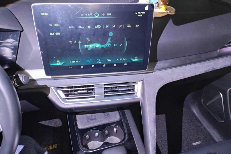 Used BYD Song Pro New Energy 2019 DM 1.5T Four-Wheel Drive Performance Edition Deluxe Model Audio And AC Panel