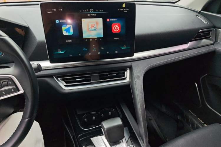 Used BYD Song Pro New Energy 2019 DM 1.5T Four-Wheel Drive Performance Edition Flagship Model Audio And AC Panel