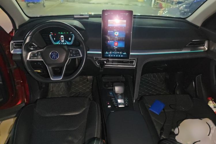 Used BYD Song Pro New Energy 2019 DM 1.5T Four-Wheel Drive Performance Edition Flagship Model Center Console