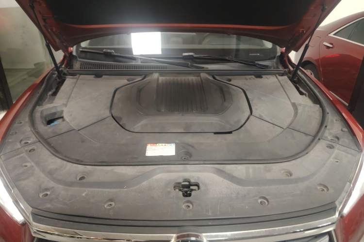 Used BYD Song Pro New Energy 2019 DM 1.5T Four-Wheel Drive Performance Edition Flagship Model Engine Bay