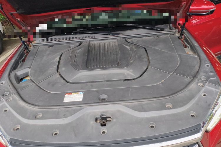 Used BYD Song Pro New Energy 2019 DM 1.5T Four-Wheel Drive Performance Edition Deluxe Model Engine Bay