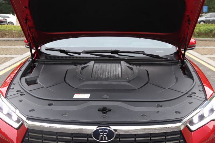 Used BYD Song Pro New Energy 2019 EV High-Power Luxury Model Engine Bay