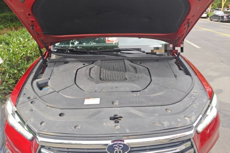 Used BYD Song Pro New Energy 2019 DM 1.5T Four-Wheel Drive Performance Edition Flagship Model Engine Bay