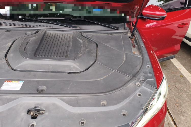 Used BYD Song Pro New Energy 2019 DM 1.5T Four-Wheel Drive Performance Edition Deluxe Model Engine Bay Left