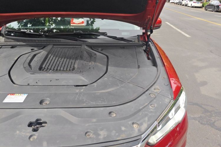 Used BYD Song Pro New Energy 2019 DM 1.5T Four-Wheel Drive Performance Edition Flagship Model Engine Bay Left