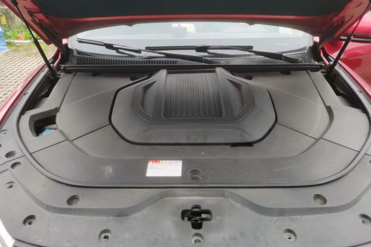 Used BYD Song Pro New Energy 2019 EV High-Power Deluxe Model Engine Bay