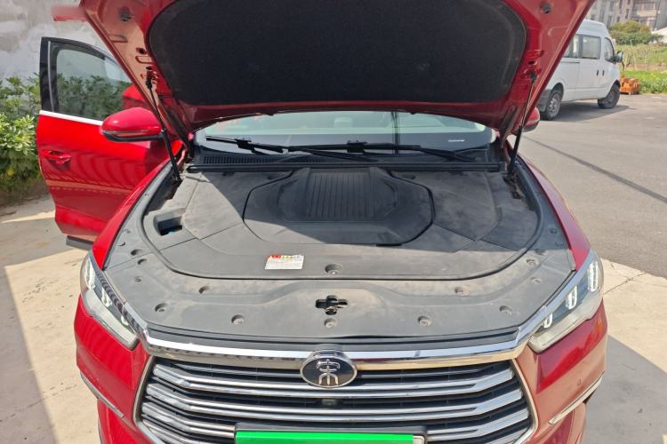 Used BYD Song Pro New Energy 2019 DM 1.5T Four-Wheel Drive Performance Edition Flagship Model Engine Bay