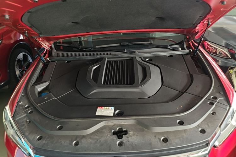 Used BYD Song Pro New Energy 2019 DM 1.5T Four-Wheel Drive Performance Edition Flagship Model Engine Bay