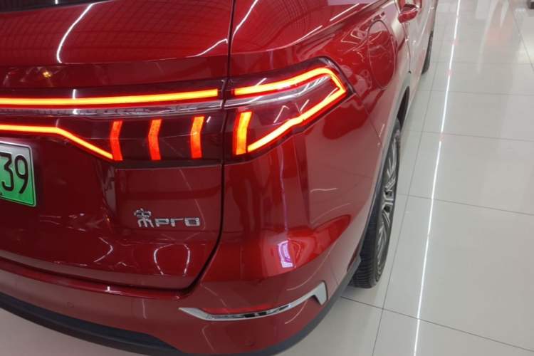 Used BYD Song Pro New Energy 2019 DM 1.5T Four-Wheel Drive Performance Edition Flagship Model Exterior 3