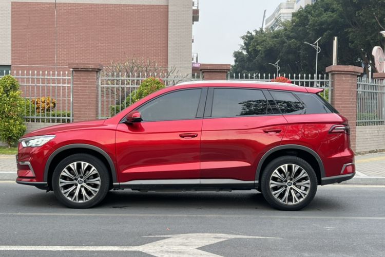Used BYD Song Pro New Energy 2019 DM 1.5T Four-Wheel Drive Performance Edition Deluxe Model Exterior 3
