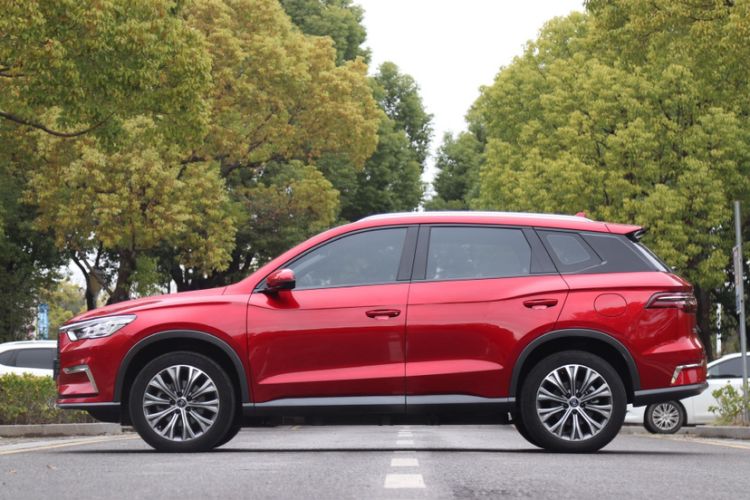Used BYD Song Pro New Energy 2019 EV High-Power Luxury Model Exterior 4