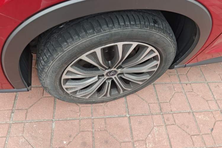 Used BYD Song Pro New Energy 2019 DM 1.5T Four-Wheel Drive Performance Edition Flagship Model Exterior 4