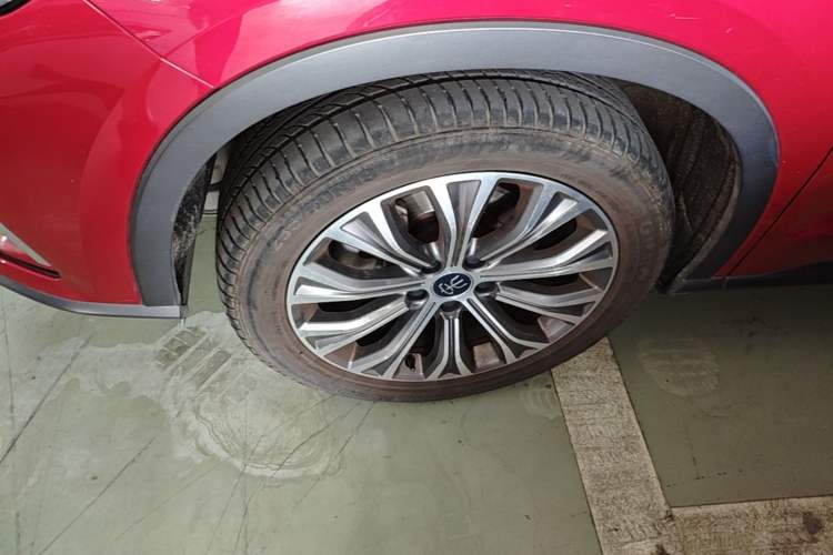 Used BYD Song Pro New Energy 2019 DM 1.5T Four-Wheel Drive Performance Edition Flagship Model Exterior 4