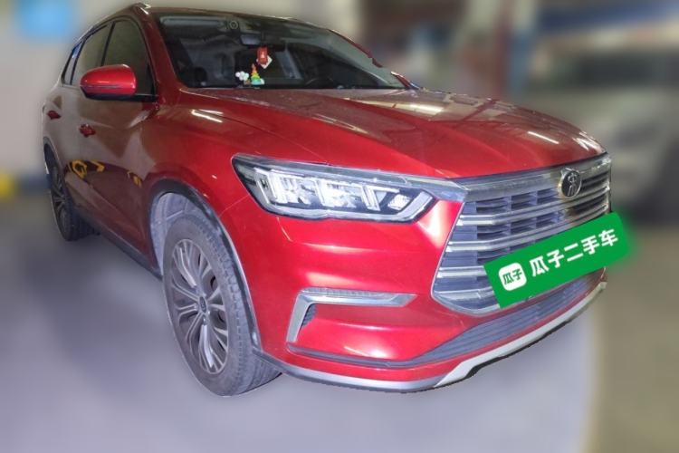 Used BYD Song Pro New Energy 2019 DM 1.5T Four-Wheel Drive Performance Edition Deluxe Model Front Right 45 Deg