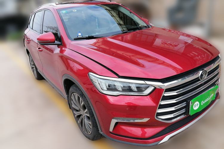 Used BYD Song Pro New Energy 2019 DM 1.5T Four-Wheel Drive Performance Edition Deluxe Model Front Right 45 Deg