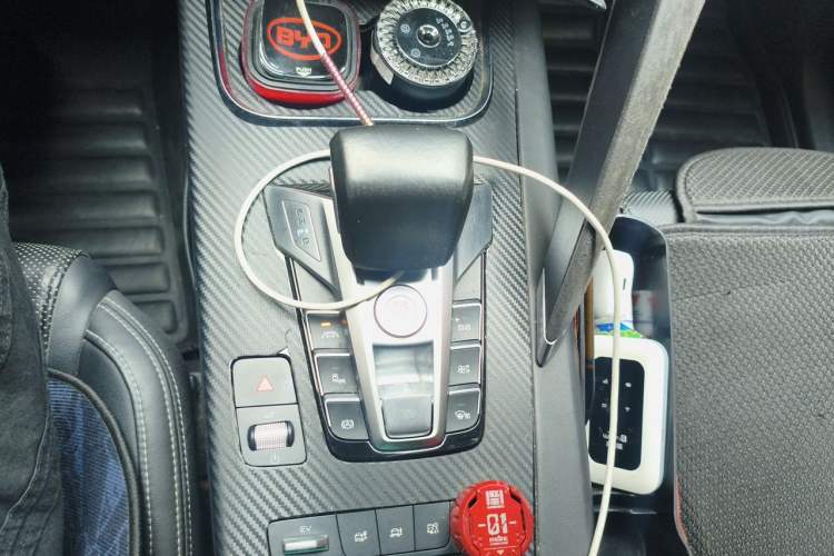 Used BYD Song Pro New Energy 2019 DM 1.5T Four-Wheel Drive Performance Edition Flagship Model Gear Lever